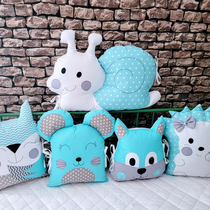 Zvířátkový mantinel MimiMe Blue Snail Friends – tyrkysovo-šedý set se šnečkem, myškou, lištičkou a ježečkem